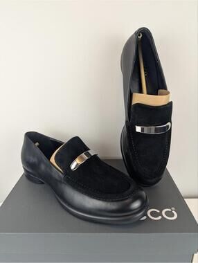 Ecco Sculpted LX Black Leather and Suede Dress Penny Loafers with Silver Accent
